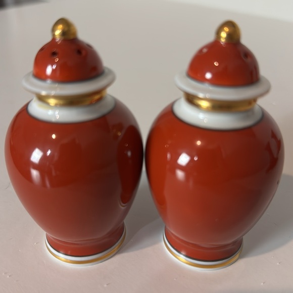 Fitz & Floyd Vintage Medallion d’Or Candle Holders and Salt & Pepper Shakers EC - Picture 3 of 6